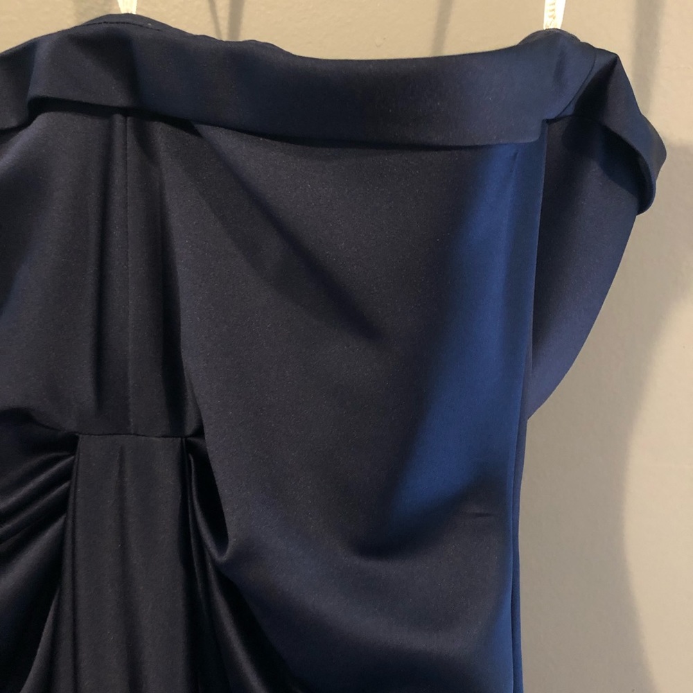 David's Bridal Bridesmaid dress - Picture 4 of 6
